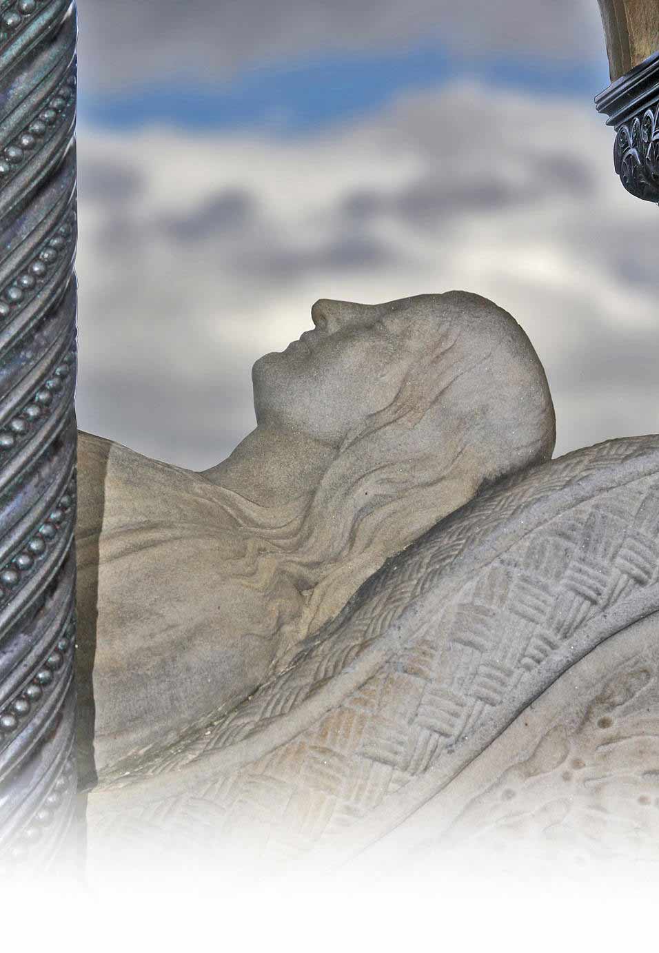 Grace Darling Memorial Photo.jpg